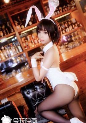 《穿长筒袜的有夫之妇》